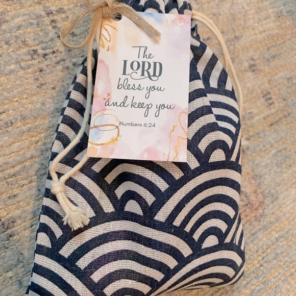 Thank you/appreciation Beautycounter gift bags - Picture 3 of 3